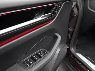 Porsche Macan 4