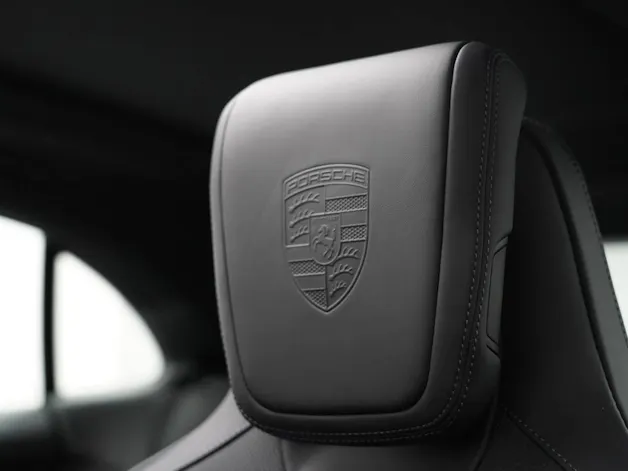 Porsche Macan 4