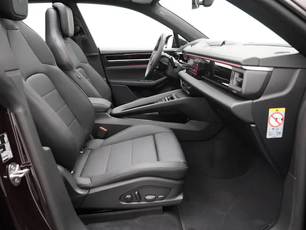 Porsche Macan 4