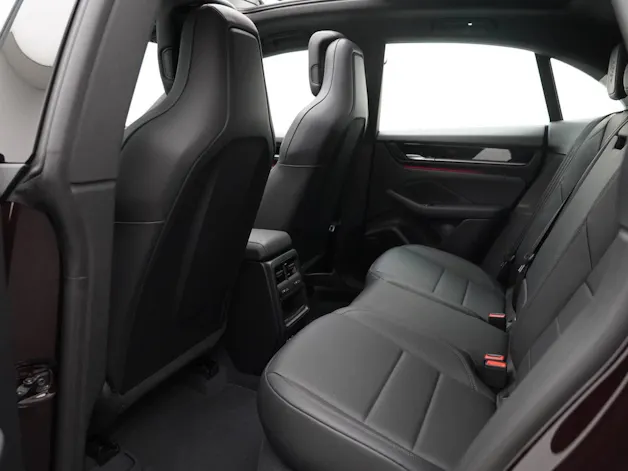 Porsche Macan 4