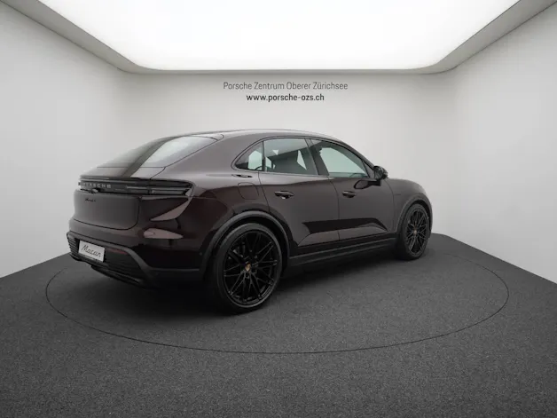 Porsche Macan 4