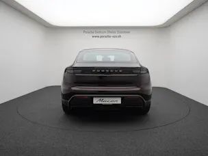 Porsche Macan 4