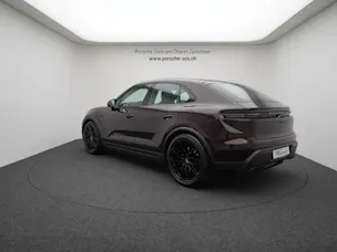 Porsche Macan 4