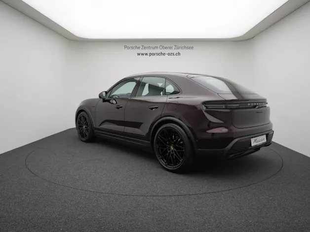 Porsche Macan 4