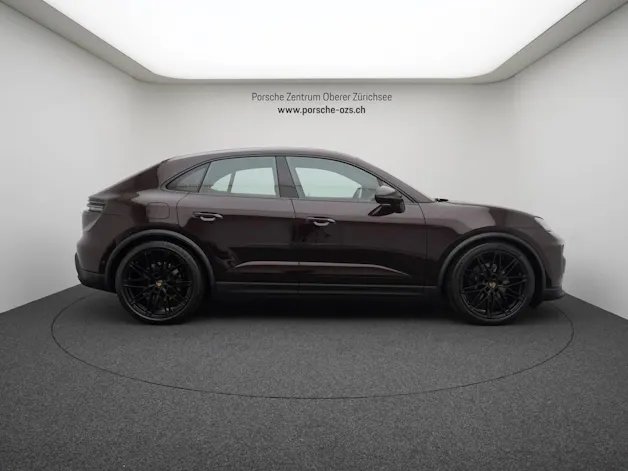 Porsche Macan 4