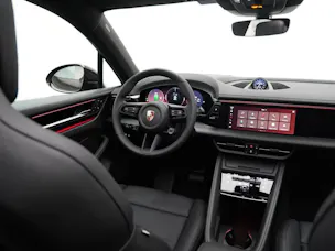 Porsche Macan 4