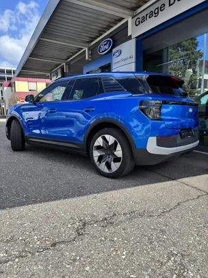 Ford Explorer Extended Range Premium