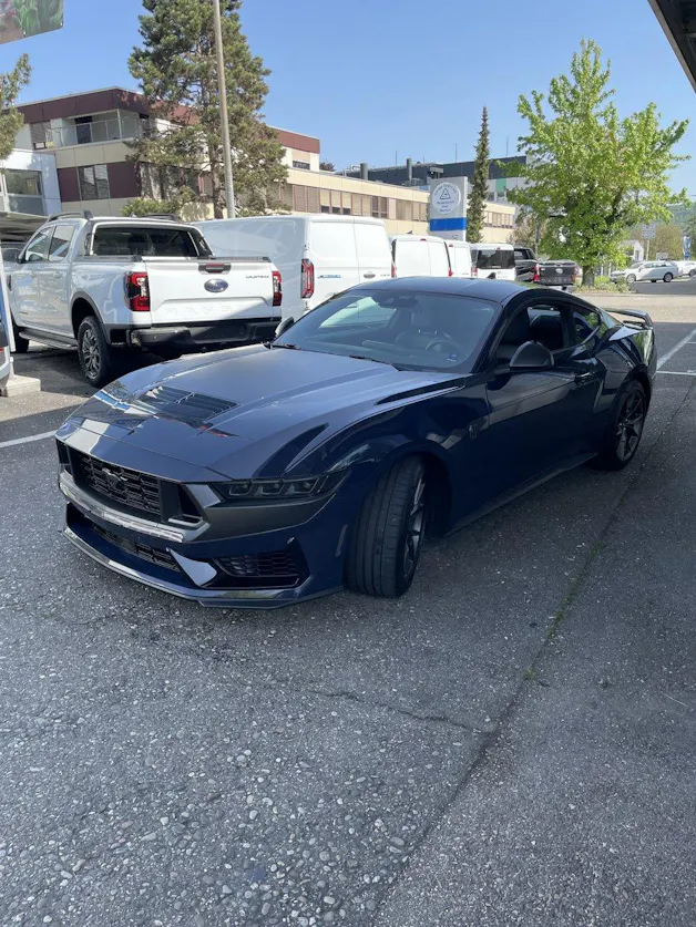 Ford Mustang Coupé 5.0 V8 Dark Horse