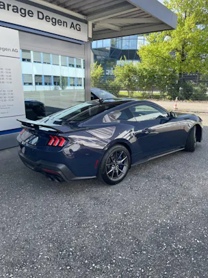 Ford Mustang Coupé 5.0 V8 Dark Horse