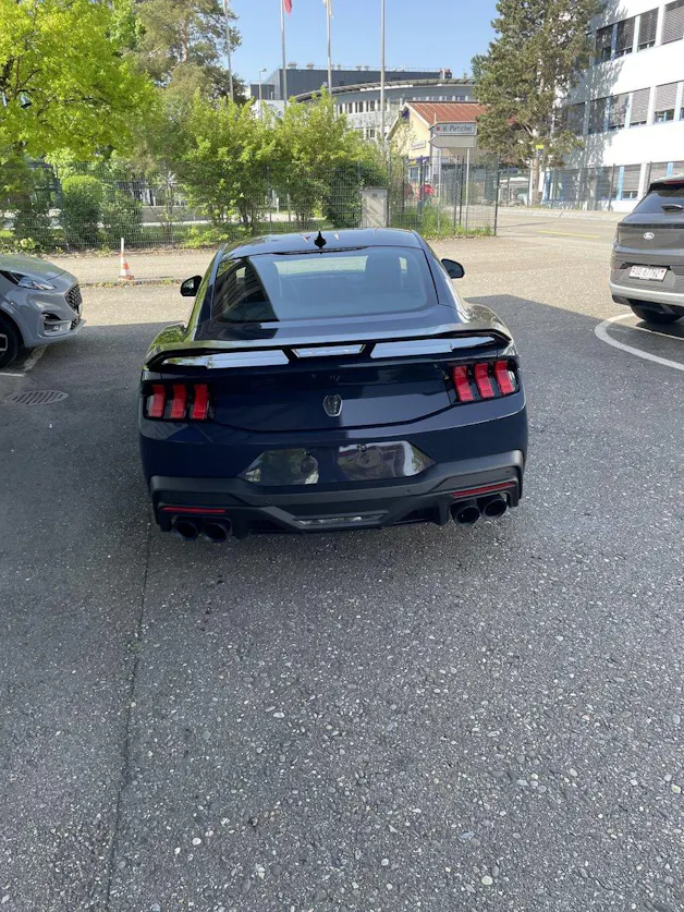 Ford Mustang Coupé 5.0 V8 Dark Horse