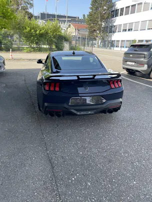 Ford Mustang Coupé 5.0 V8 Dark Horse