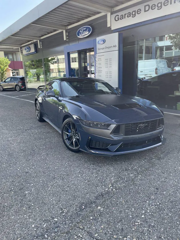 Ford Mustang Coupé 5.0 V8 Dark Horse