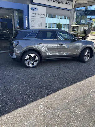 Ford Explorer Extended Range Premium AWD