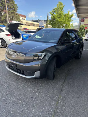 Ford Explorer Extended Range Premium AWD