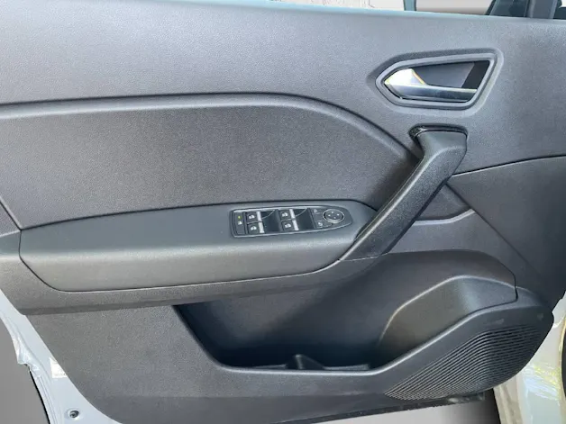Renault Captur 1.8 E-Tech evolution