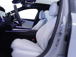 Fahrzeugbild MERCEDES-BENZ E 450 d AMG Line 4matic Kombi