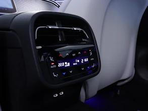 https://vehicle.imgix.net/4371239/445e7353-d396-4f16-a900-908f95614166.JPG