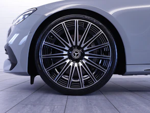 Fahrzeugbild MERCEDES-BENZ E 450 d AMG Line 4matic Kombi