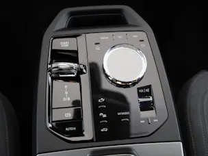 BMW iX xDrive60