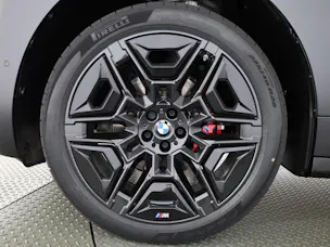 BMW iX xDrive60
