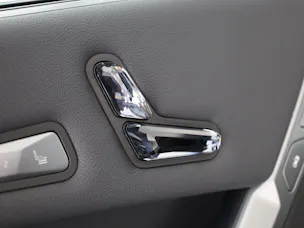 BMW iX xDrive60