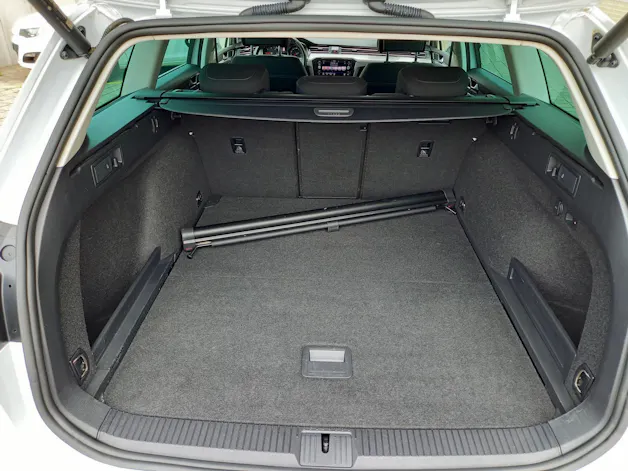 VW Passat Variant 2.0 TDI 200 Business DSG 4m