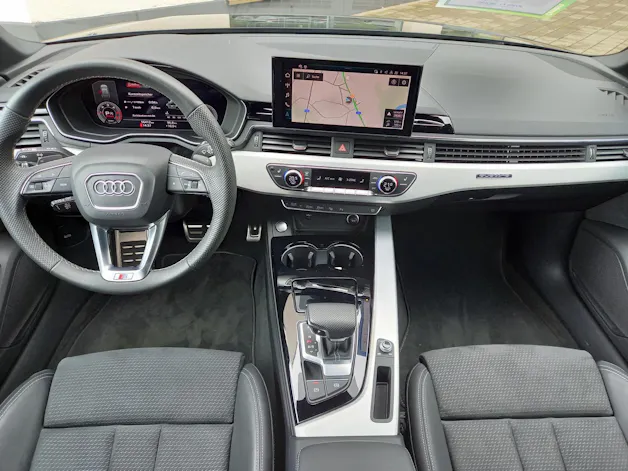 Audi A4 Avant 2.0 40 TDI S Line quattro S-Tronic