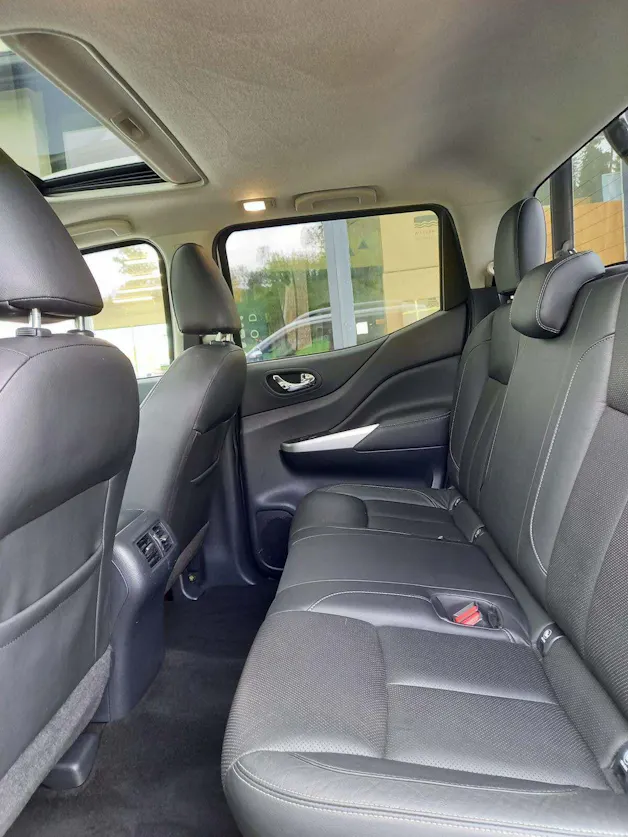 Nissan Navara 2.3 dCi Double Cab Tekna