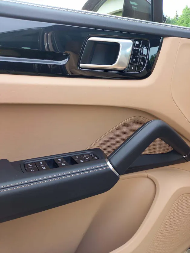 Porsche Cayenne 3.0 V6