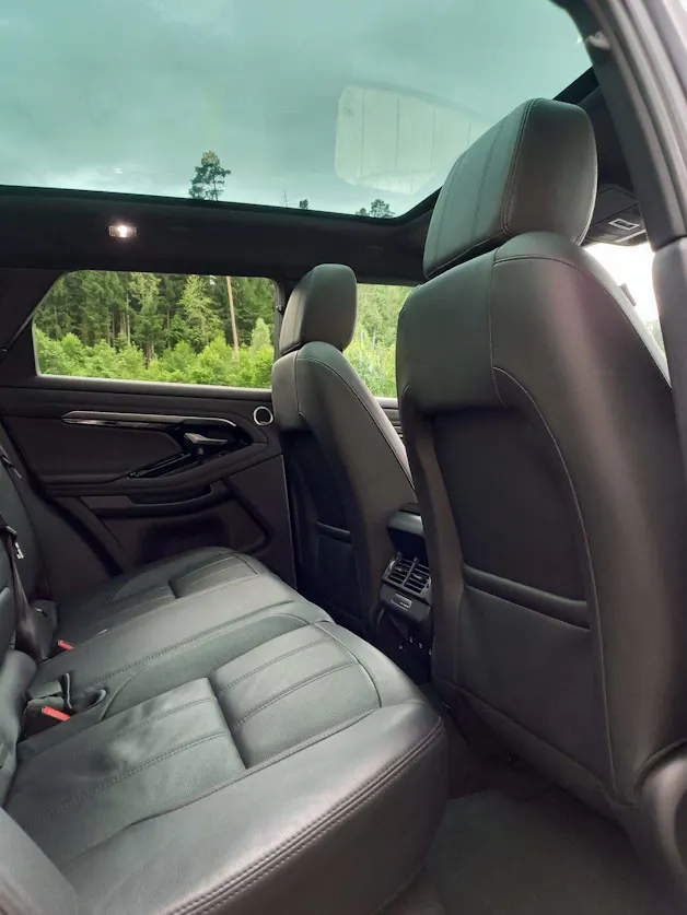 Land Rover Range Rover Evoque 2.0 T 250 R-Dynamic SE