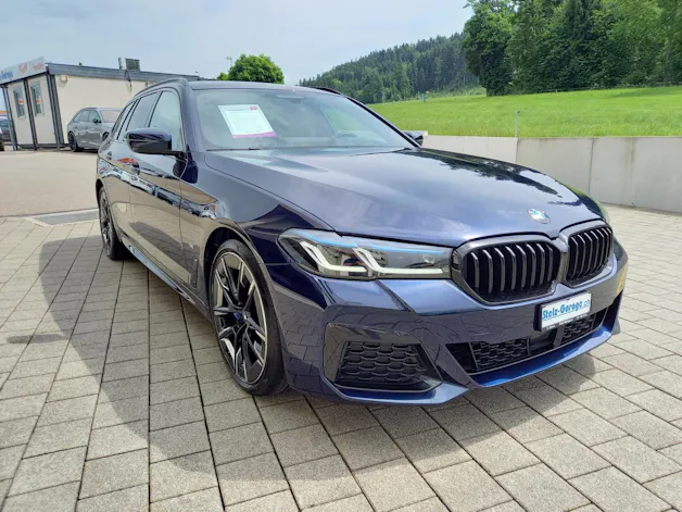 BMW 520d xDrive paddles Touring