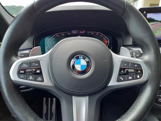 BMW 520d xDrive paddles Touring