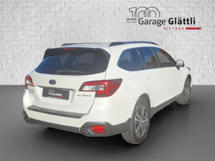 Subaru Outback 2.5i Luxury