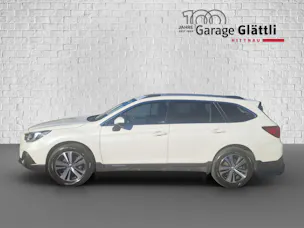 Subaru Outback 2.5i Luxury