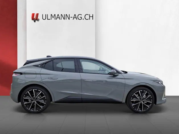 DS Automobiles 4 1.6 E-Tense La Première