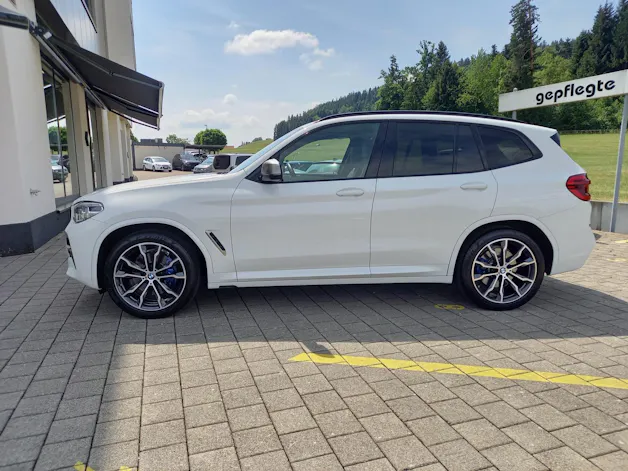 BMW X3 M40i