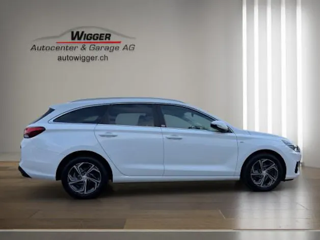 Hyundai i30 W 1.0 T-GDi AmpliaDCT