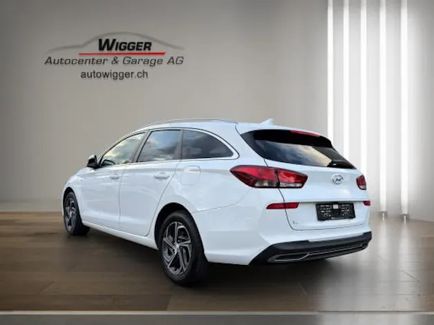 Hyundai i30 W 1.0 T-GDi AmpliaDCT