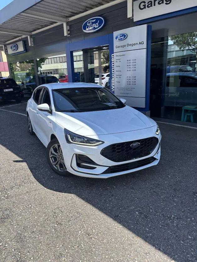 FORD Focus 1.0i EcoB Hybrid 155 ST-Line X
