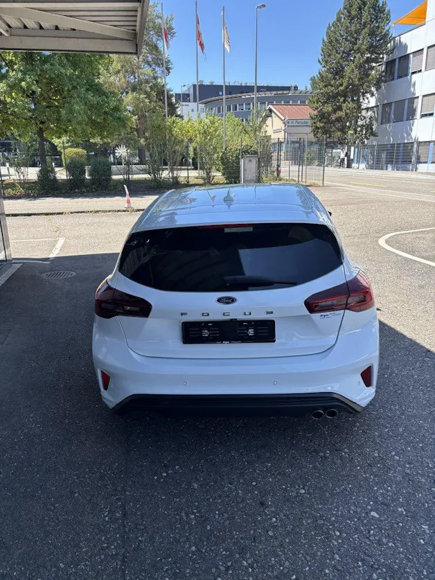 FORD Focus 1.0i EcoB Hybrid 155 ST-Line X