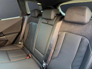 BMW X3 M50i
