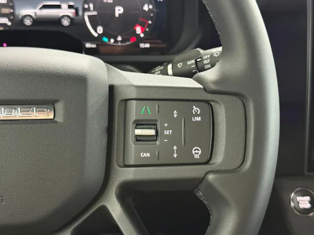 Land Rover Defender 110 3.0 D I6 350 X-Dynamic HSE