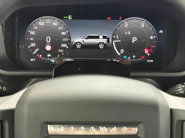 Land Rover Defender 110 3.0 D I6 350 X-Dynamic HSE