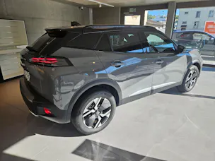 PEUGEOT 2008 1.2 Hybrid 145 GT