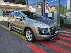 Peugeot 3008 2.0 HDi 163 AC Swiss Edition