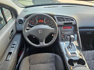 Peugeot 3008 2.0 HDi 163 AC Swiss Edition