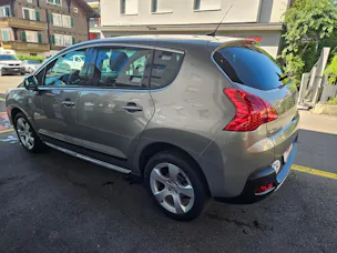 Peugeot 3008 2.0 HDi 163 AC Swiss Edition