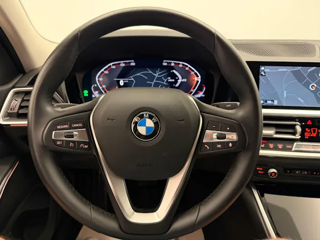 BMW 320i xDrive