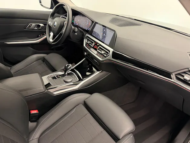 BMW 320i xDrive