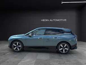 BMW iX xDrive40